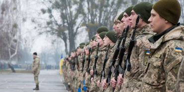 «Призовників не відправлятимуть на Донбас»: Зеленський підписав Указ
